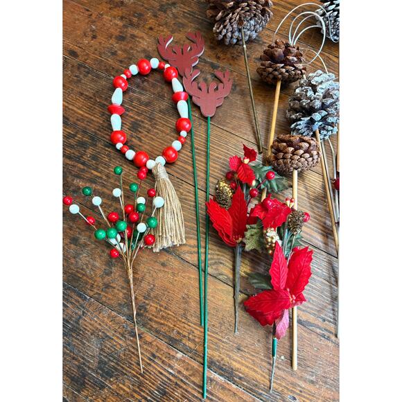 Lot of 20 Picks Berries Pinecones Baubles Beads Flowers for DIY Crafts Wreaths - Picture 6 of 10